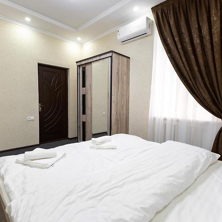 Light Hotel ทาชเคนต์ ภายนอก รูปภาพ