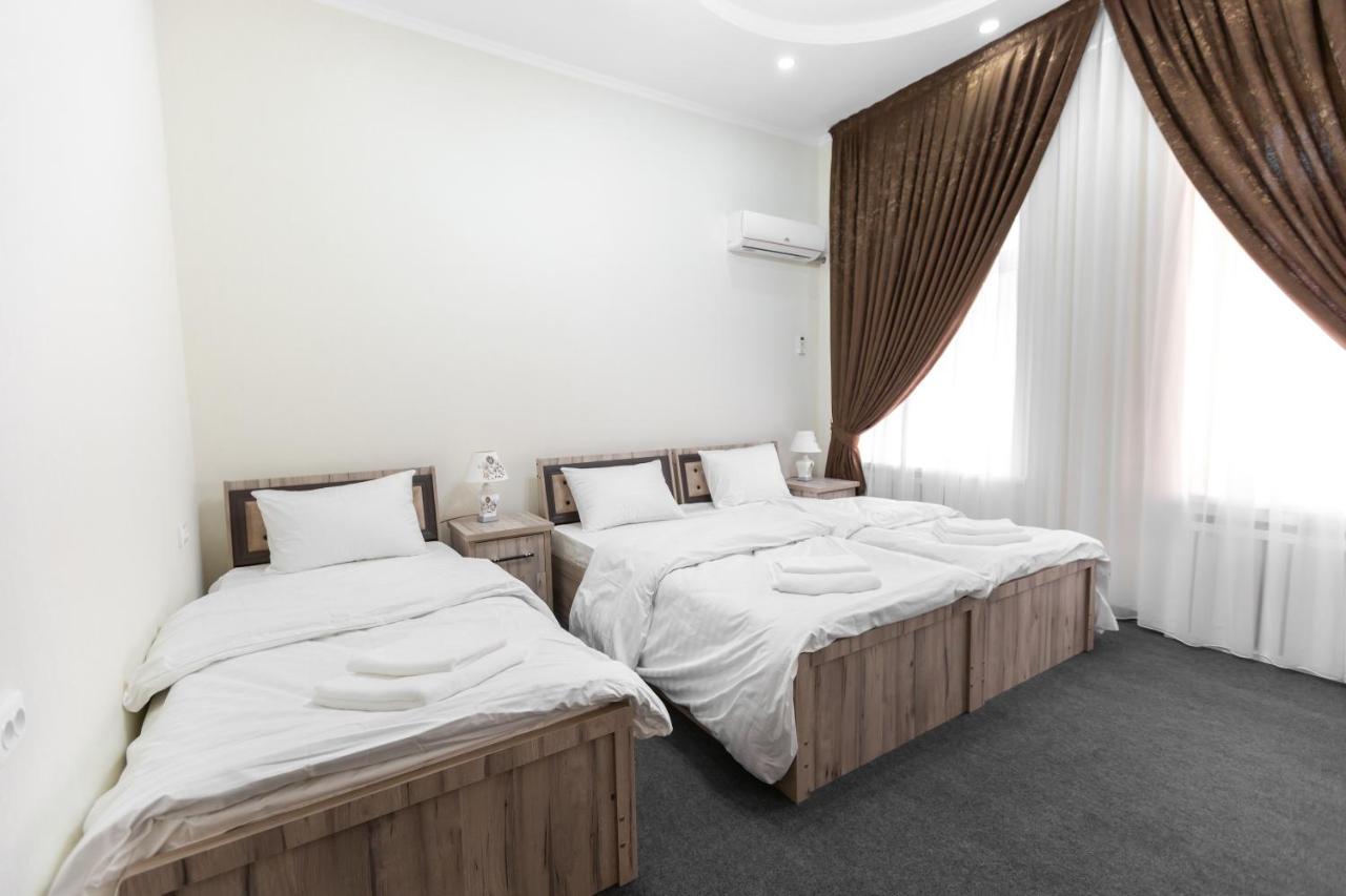 Light Hotel ทาชเคนต์ ภายนอก รูปภาพ